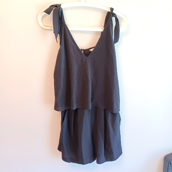 H&M Romper - Picture 1 of 5